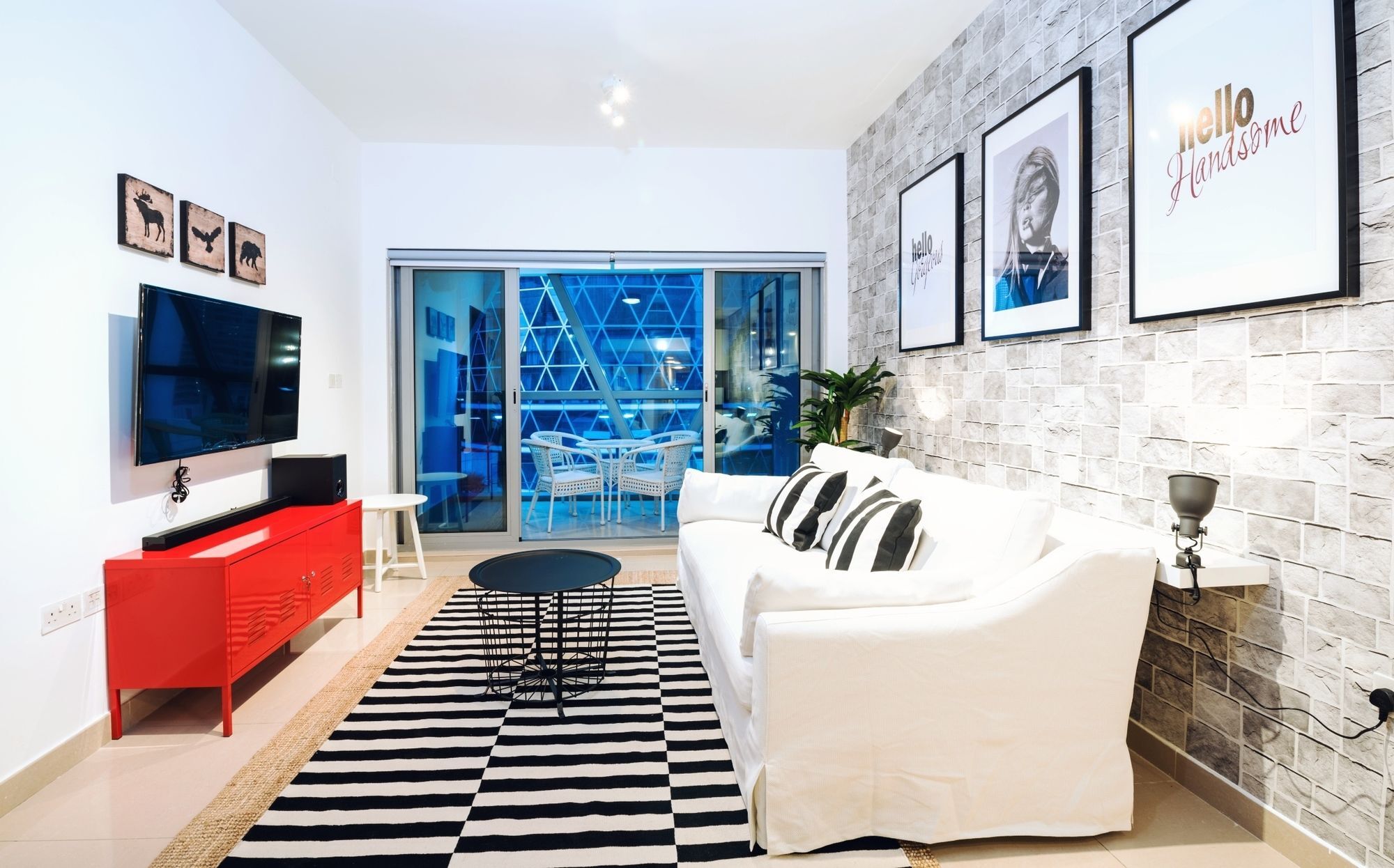 One Perfect - Park Tower Apartment
