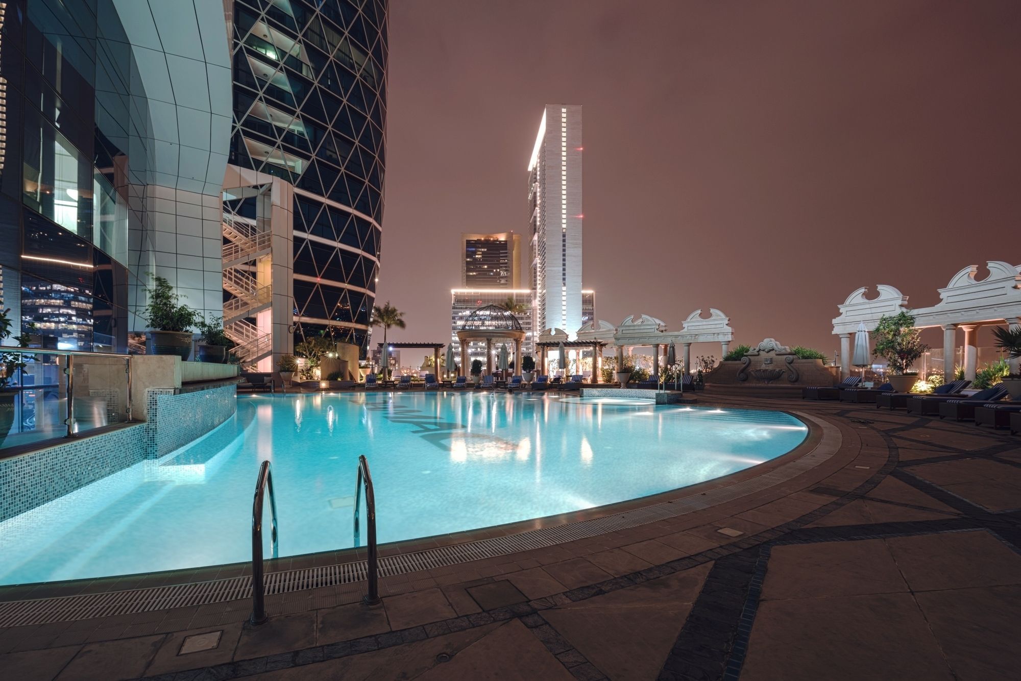 One Perfect - Park Tower Apartment *